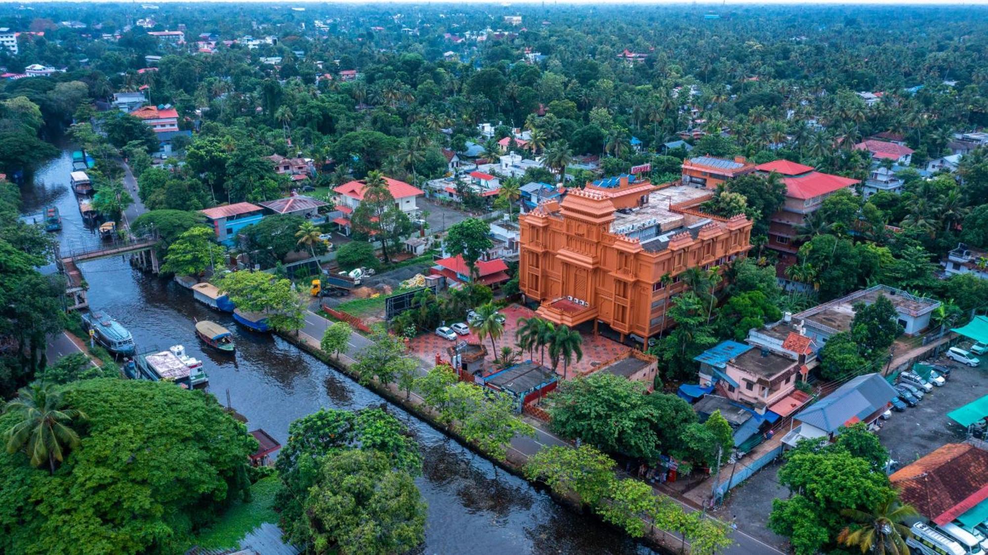 Haveli Backwater Resort Alappuzha Eksteriør bilde